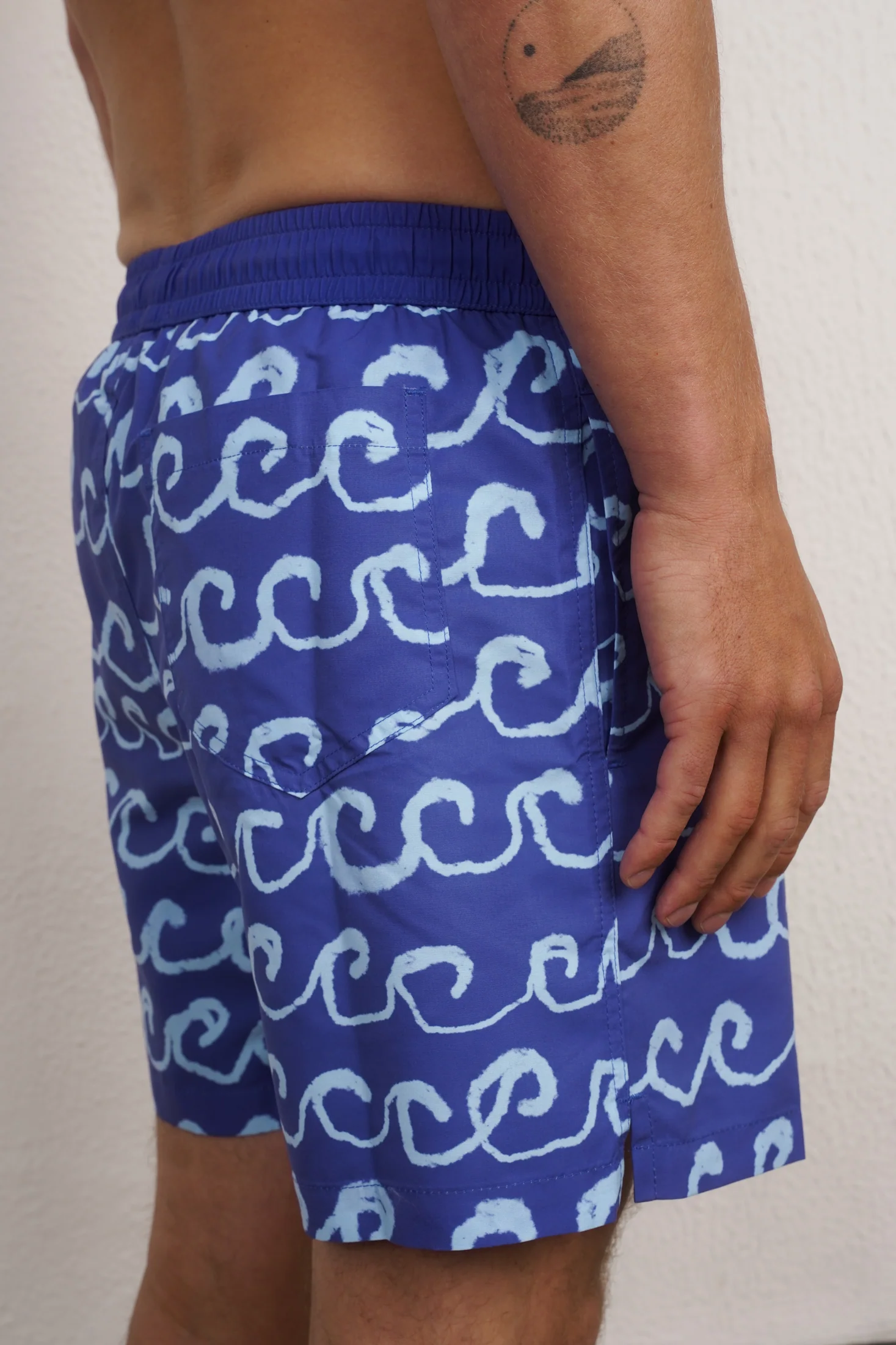 BLUE WAVES SWIM TRUNKS - Image 4
