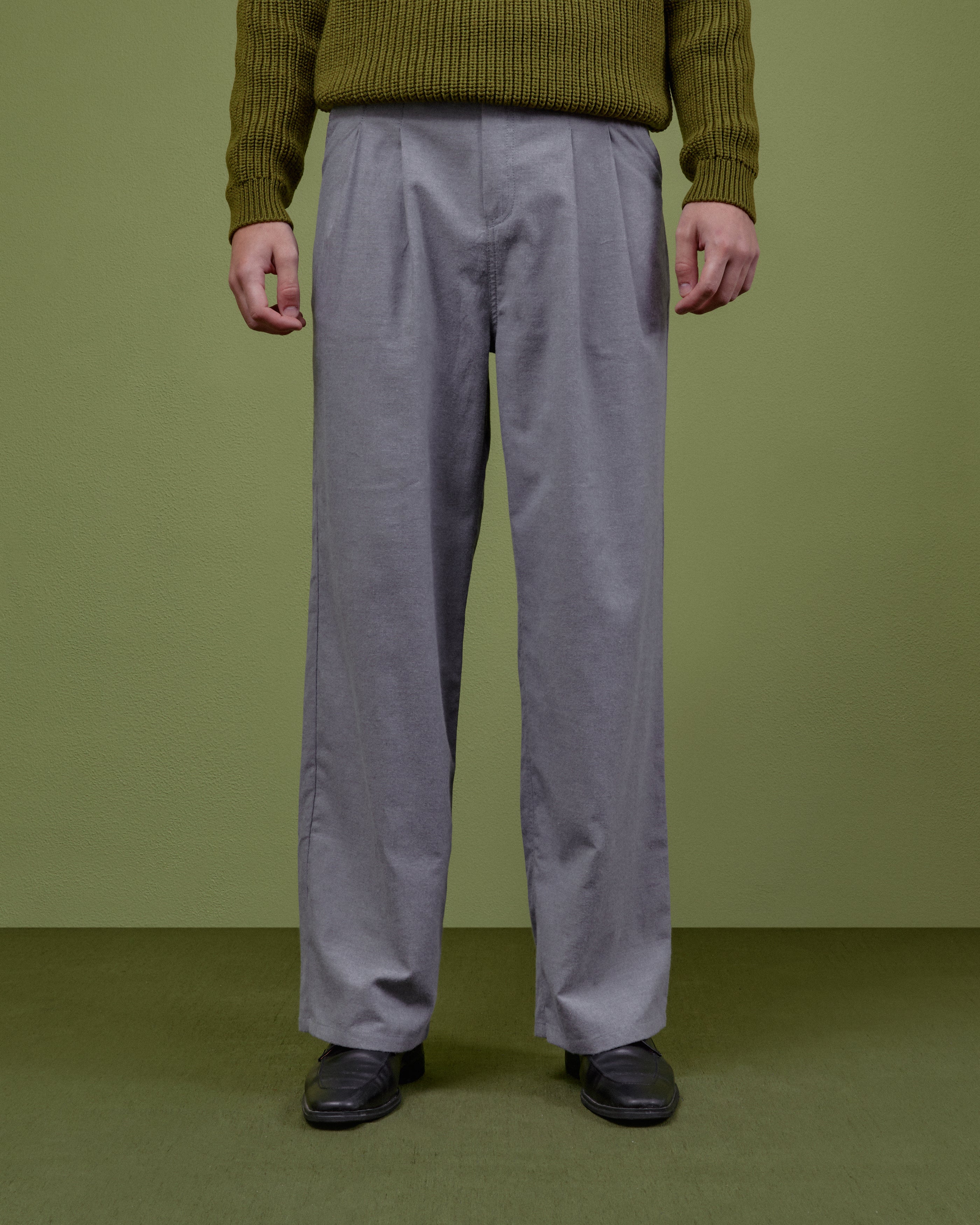 GREY PLEATED TROUSERS - Image 3